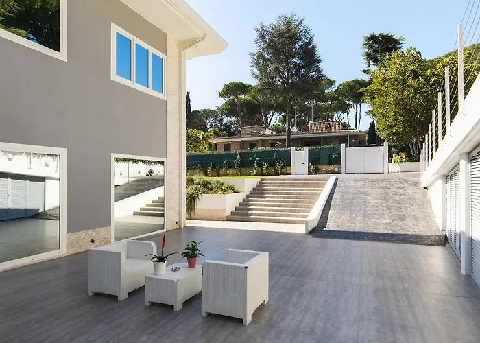 Niclas Luxury Eur * Rome